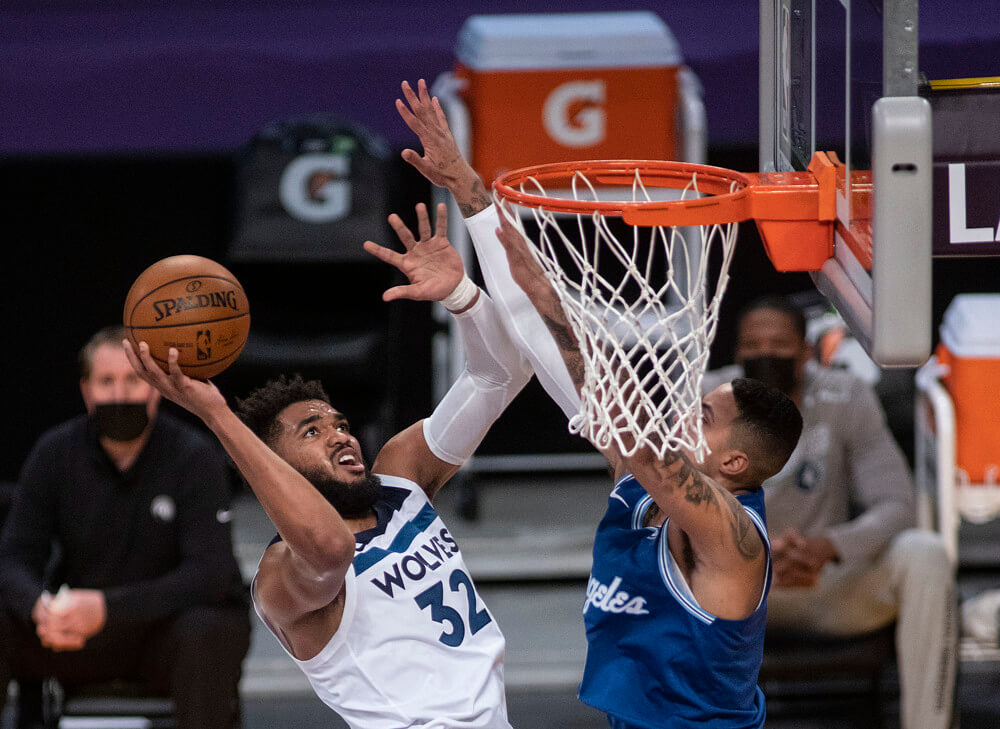 Karl Anthony Towns in the paint