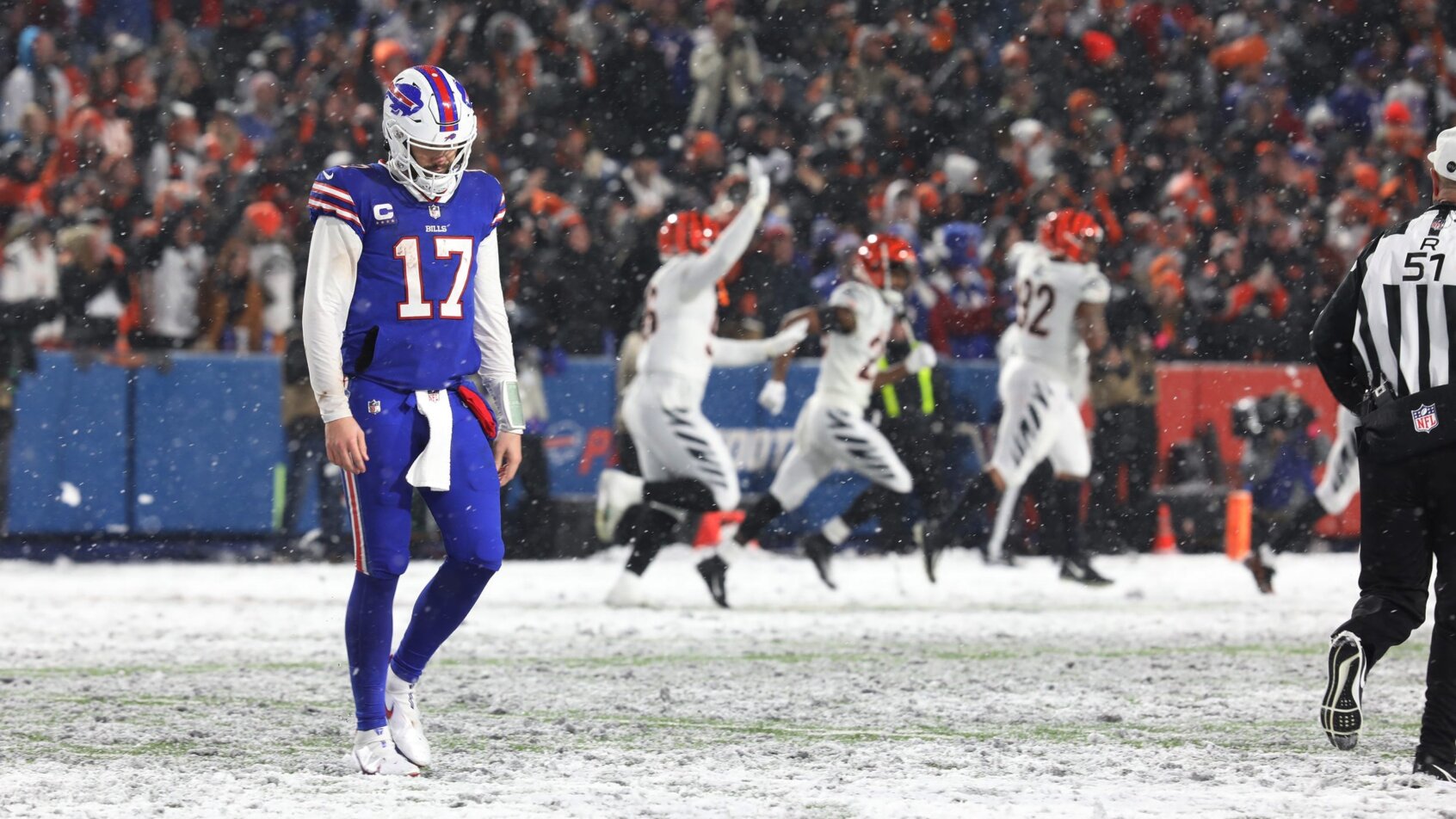 In the opening NFL Week 9 odds, the Bills are 1.5-point road favorites over the Bengals.