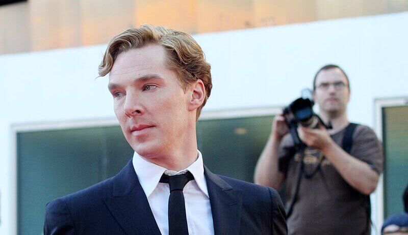 Benedict Cumberbatch walks